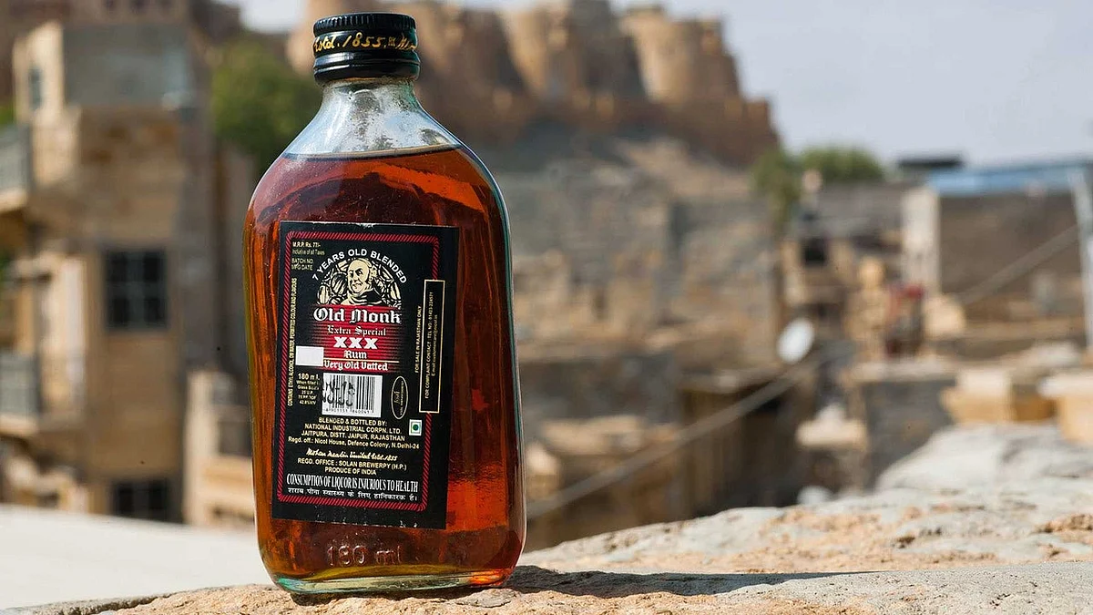 old monk RUM7R6