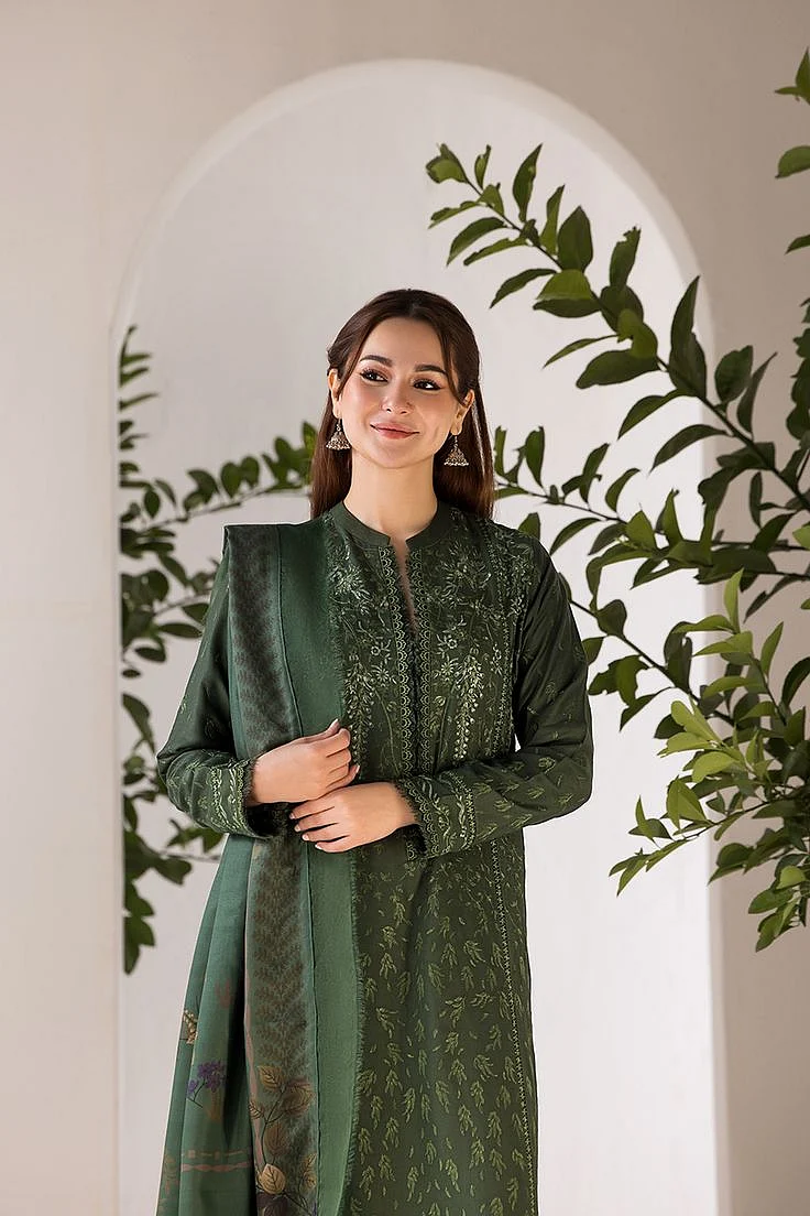 Hania Amir Designer Suits