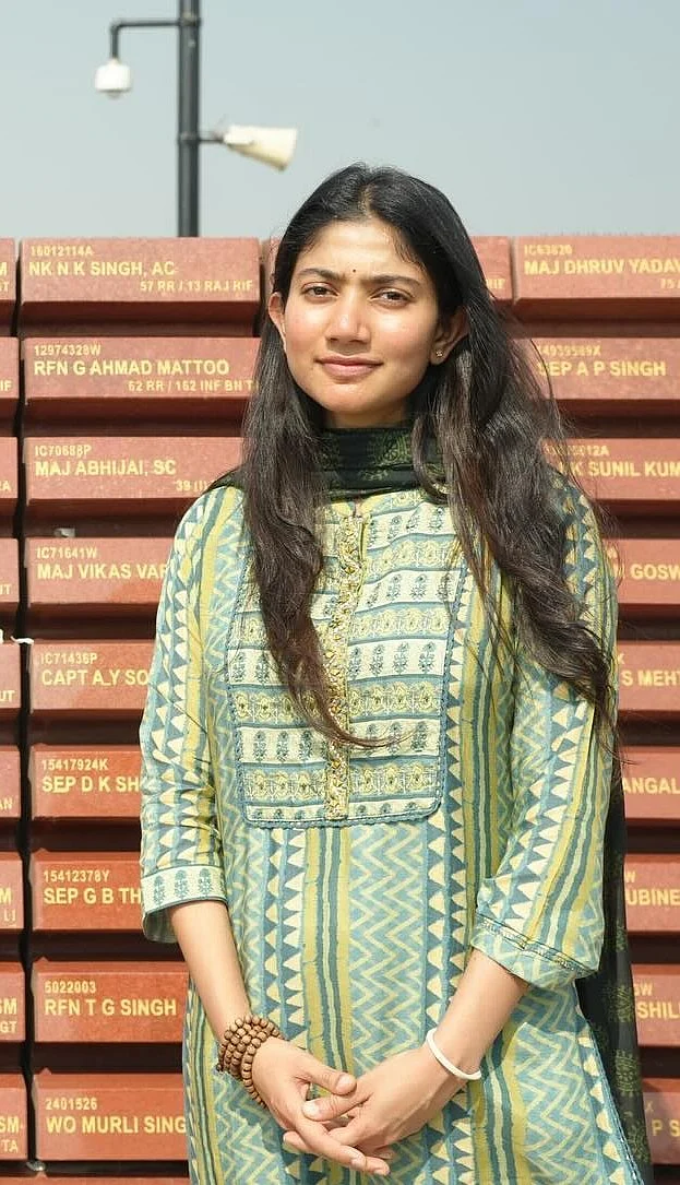 saipallavi senthamarai 1730046055 3488201596943894481 2108210535