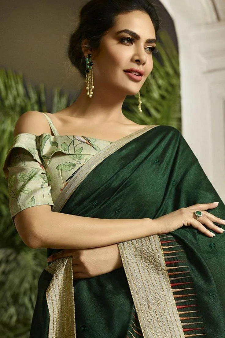 Esha Gupta