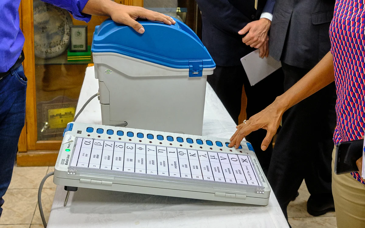 BlogPaytmElectronic Voting Machine EVM Take a Look inside for more Info
