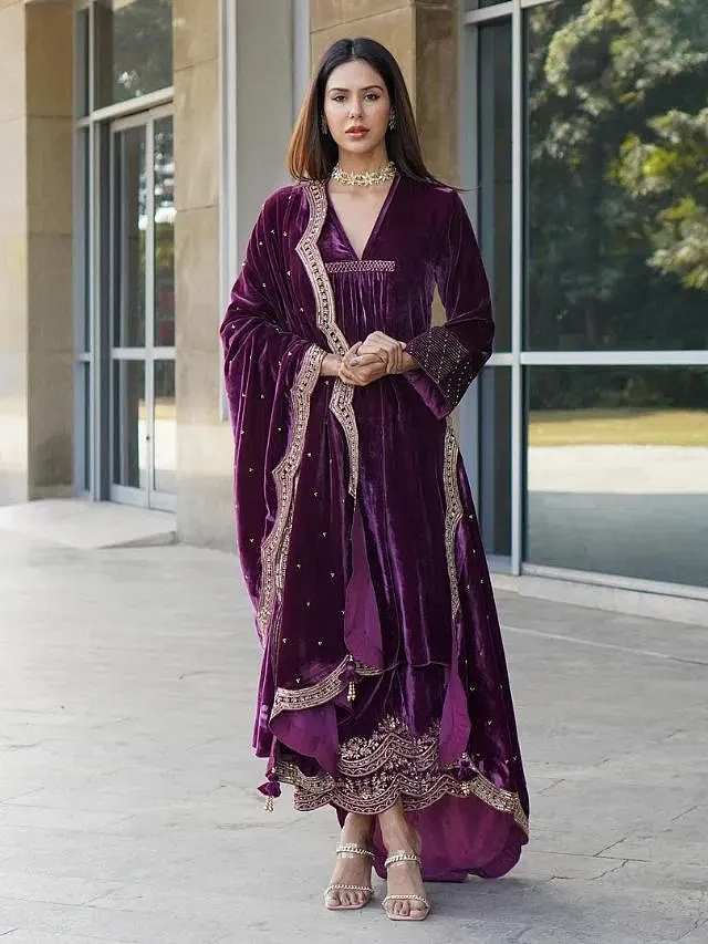 sonam bajwa winter suit