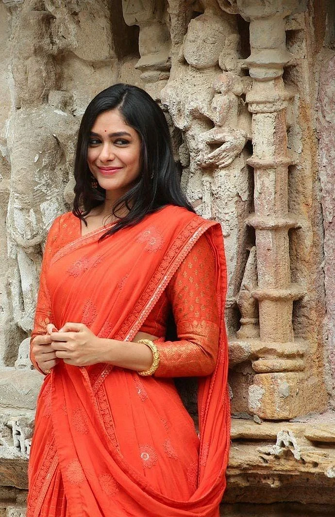 Mrunal Thakur