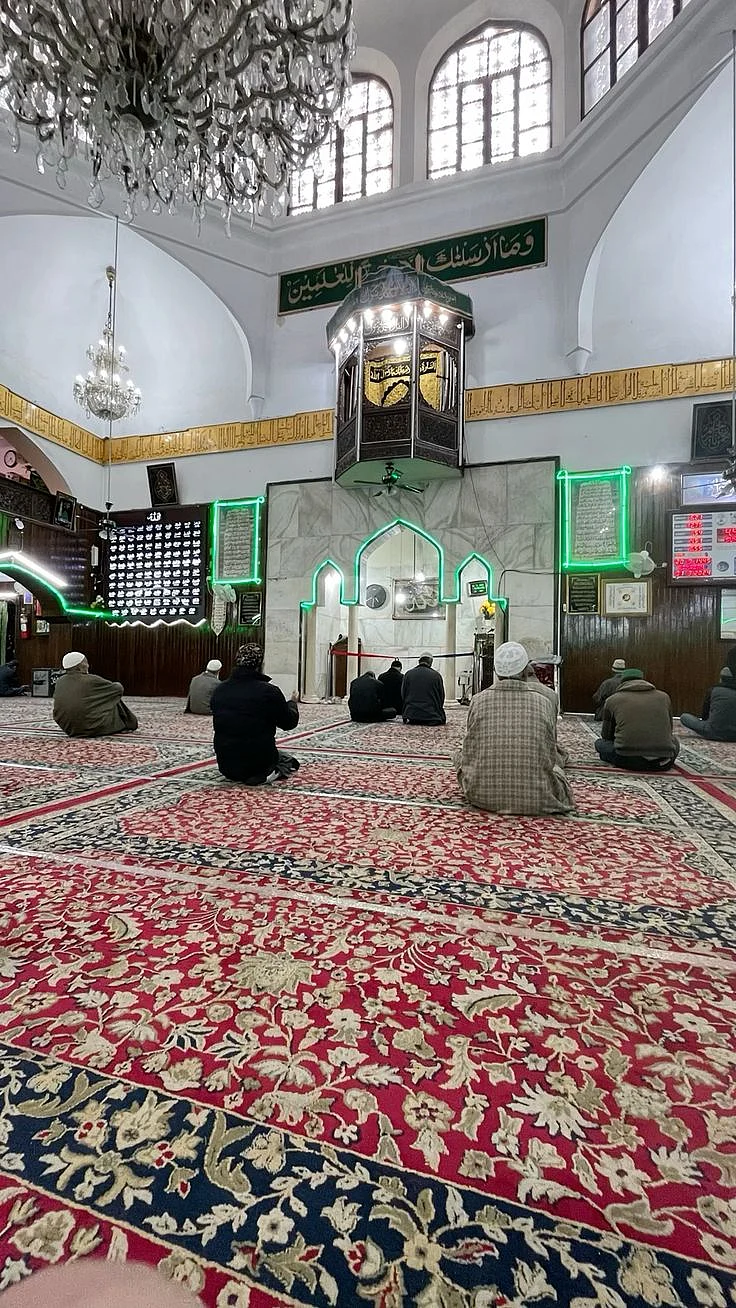 Dargah Hazratbal Srinagar