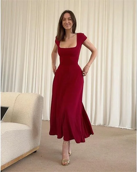 Simple yet Elegant Dress 54