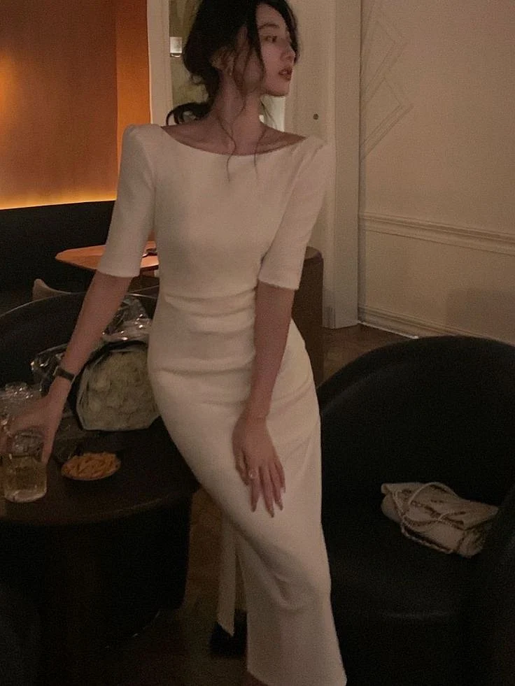 Simple yet Elegant Dress2