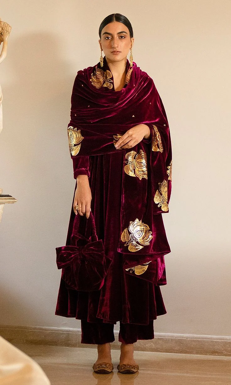 Velvet Shawls