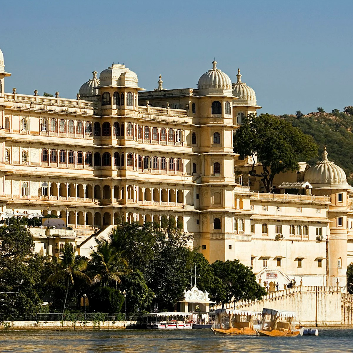 city palace udaipur