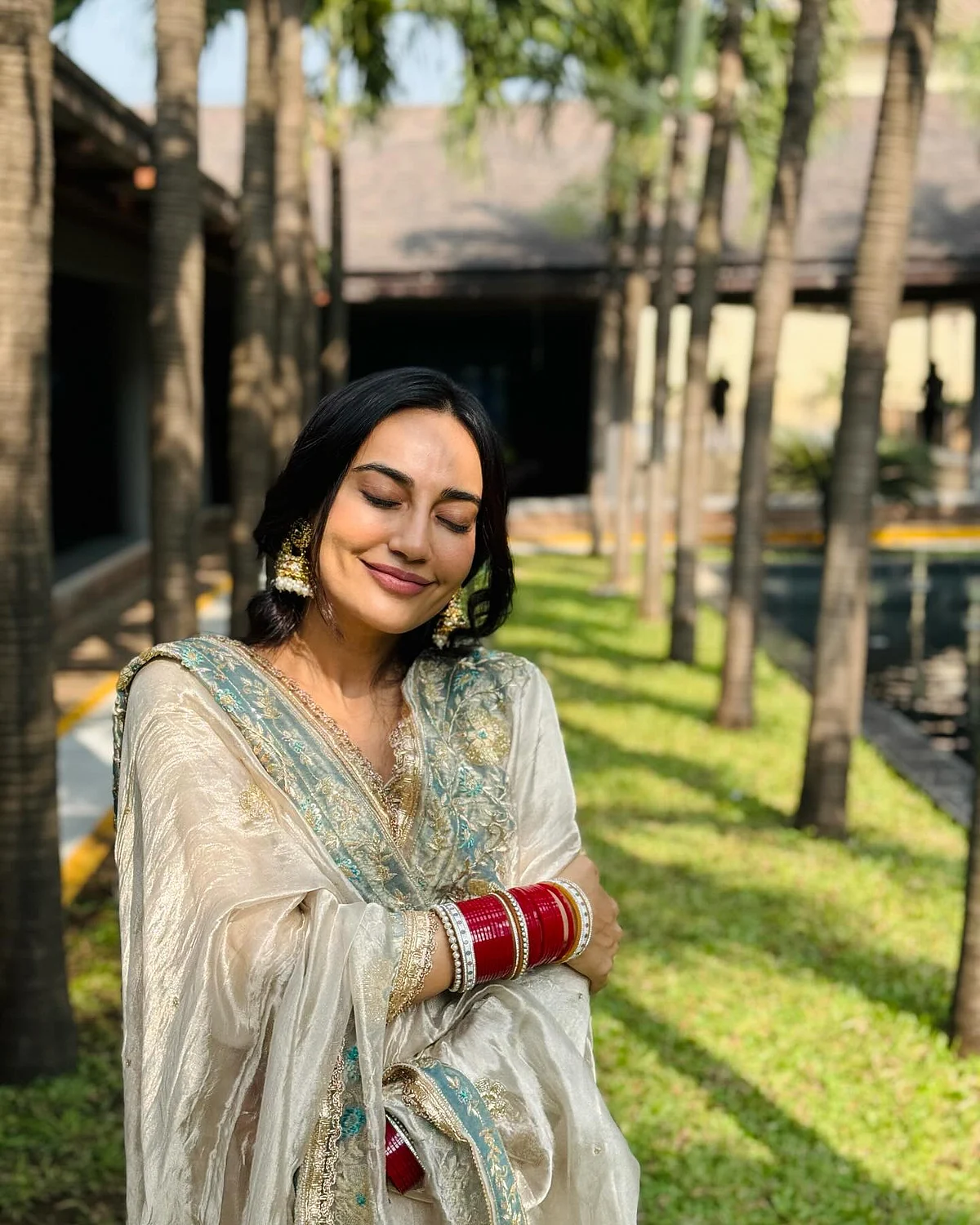 surbhijyoti 1732952229 3512580344915288630 1375116651