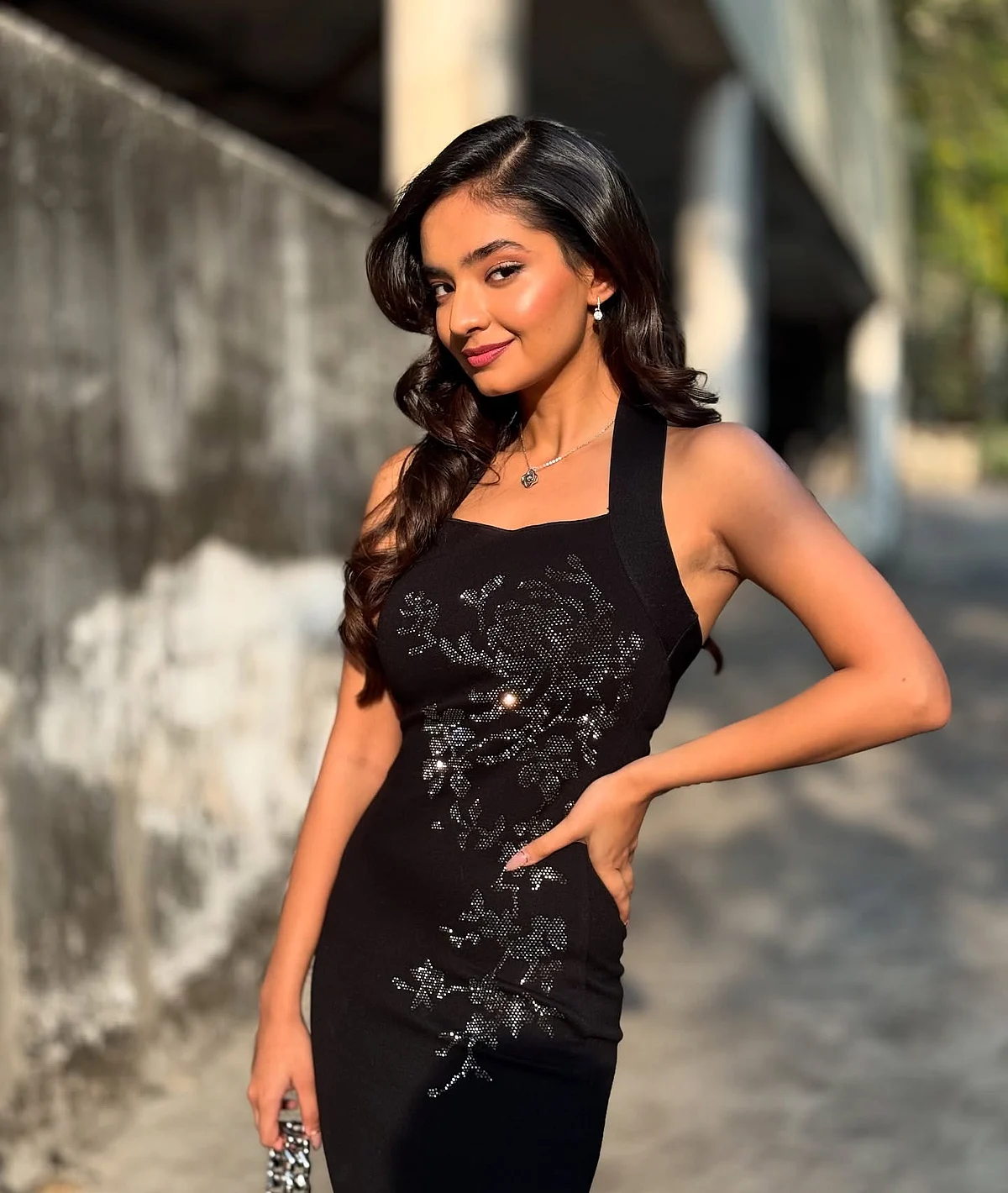 anushkasen0408173296606335126963942608347541640808634