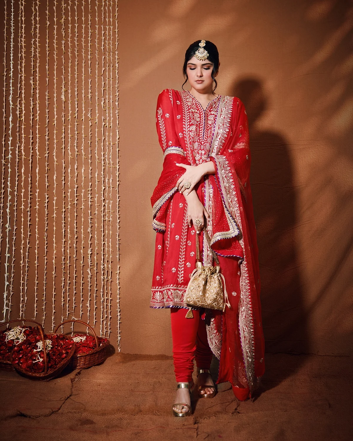 anshulakapoor 1725891712 3453352435585230082 190479093 1