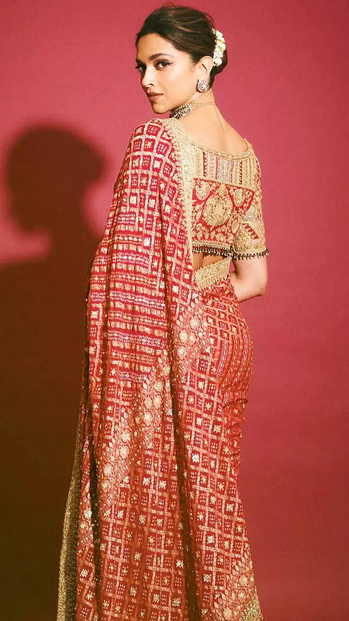 DEEPIKA PADUKONE IN RED COLOR Bandhani print