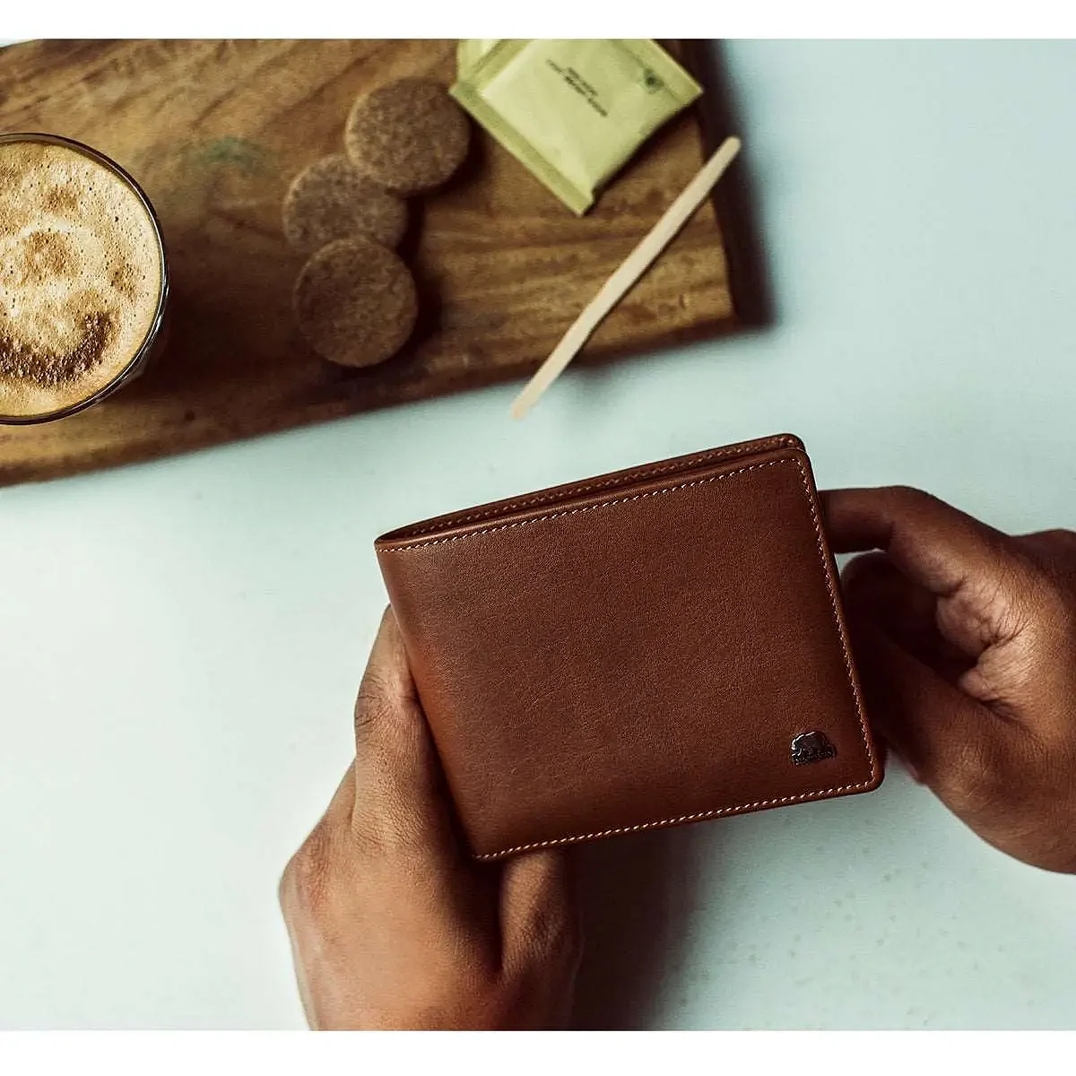 alia series classic mens wallet with detachable card holder in genuine leather 525741