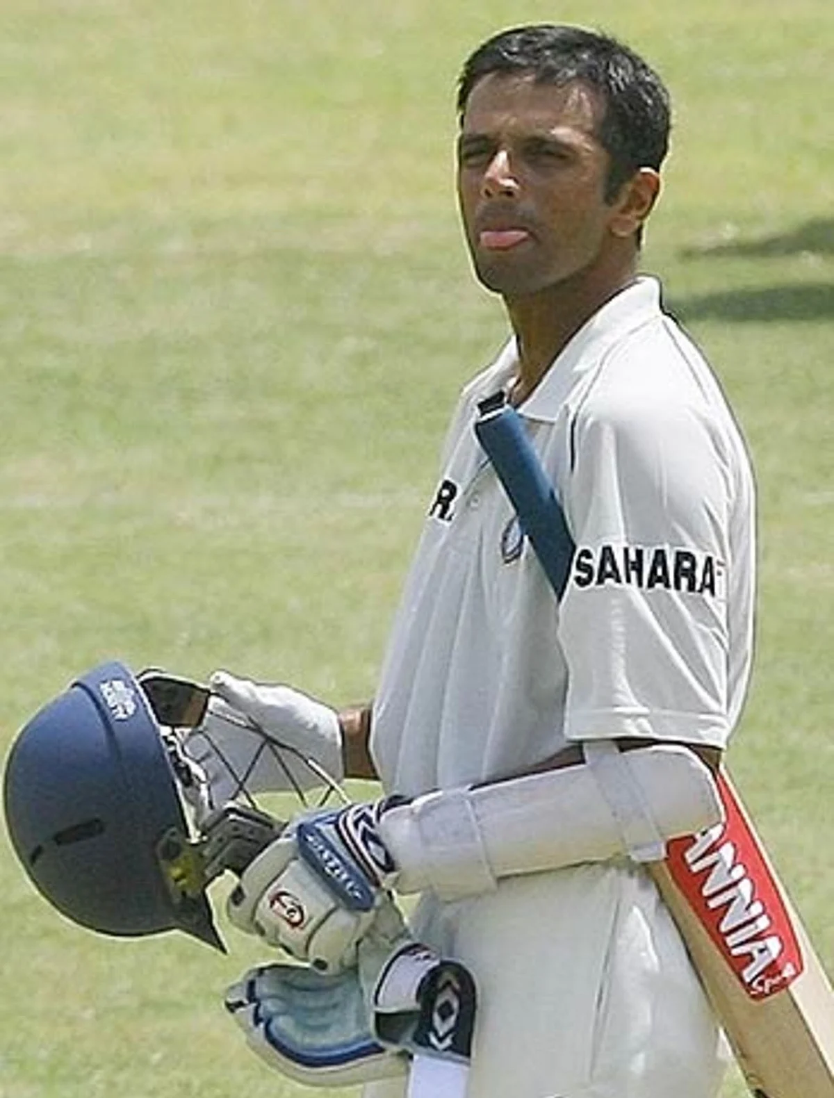 rahul dravid r 6