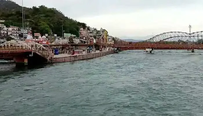 1114623 river ganga