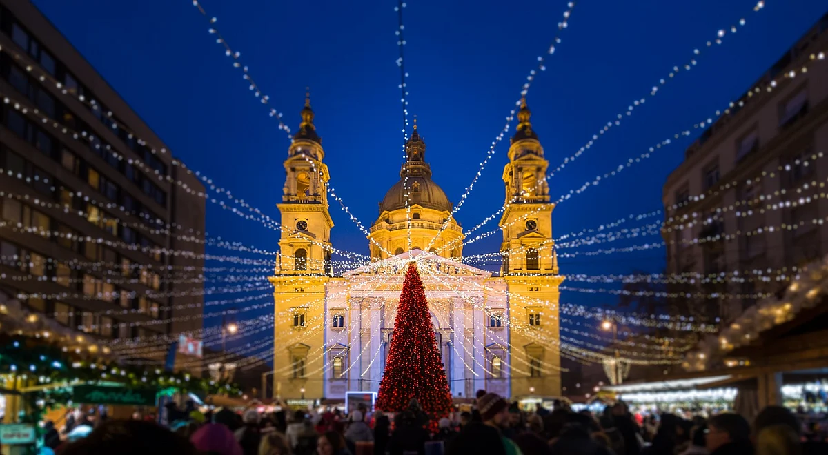 christmas market budapest santo stefano hd