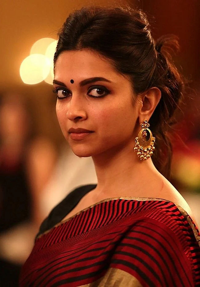 Top 5 DeepikaPadukone inspired eye makeup looks using only Lakme beauty products httpszuriin20160726eye makeup 5