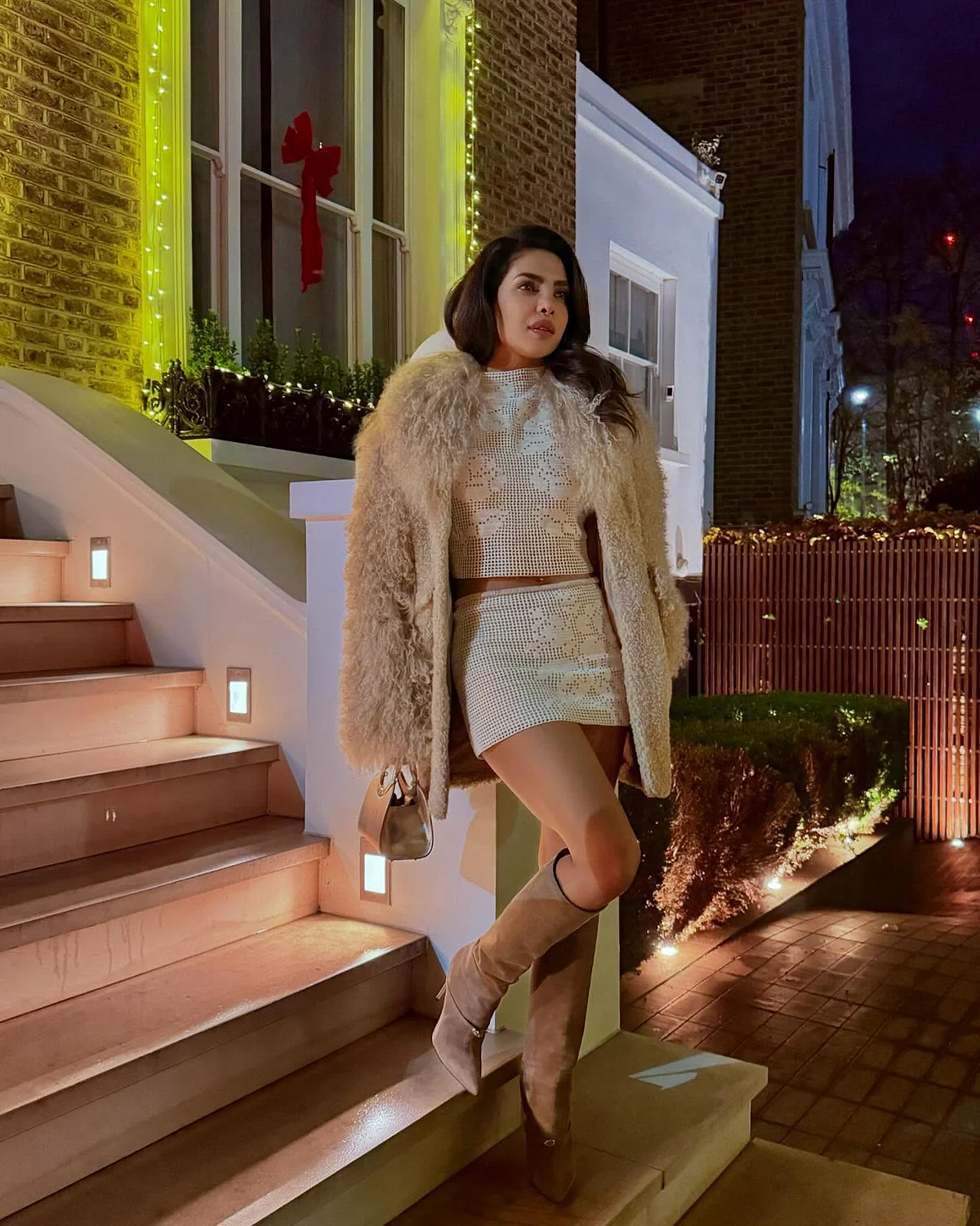 priyankachopra17318700903503502707526120200178537482