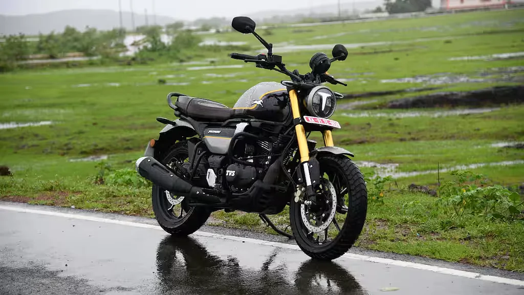 TVS Ronin