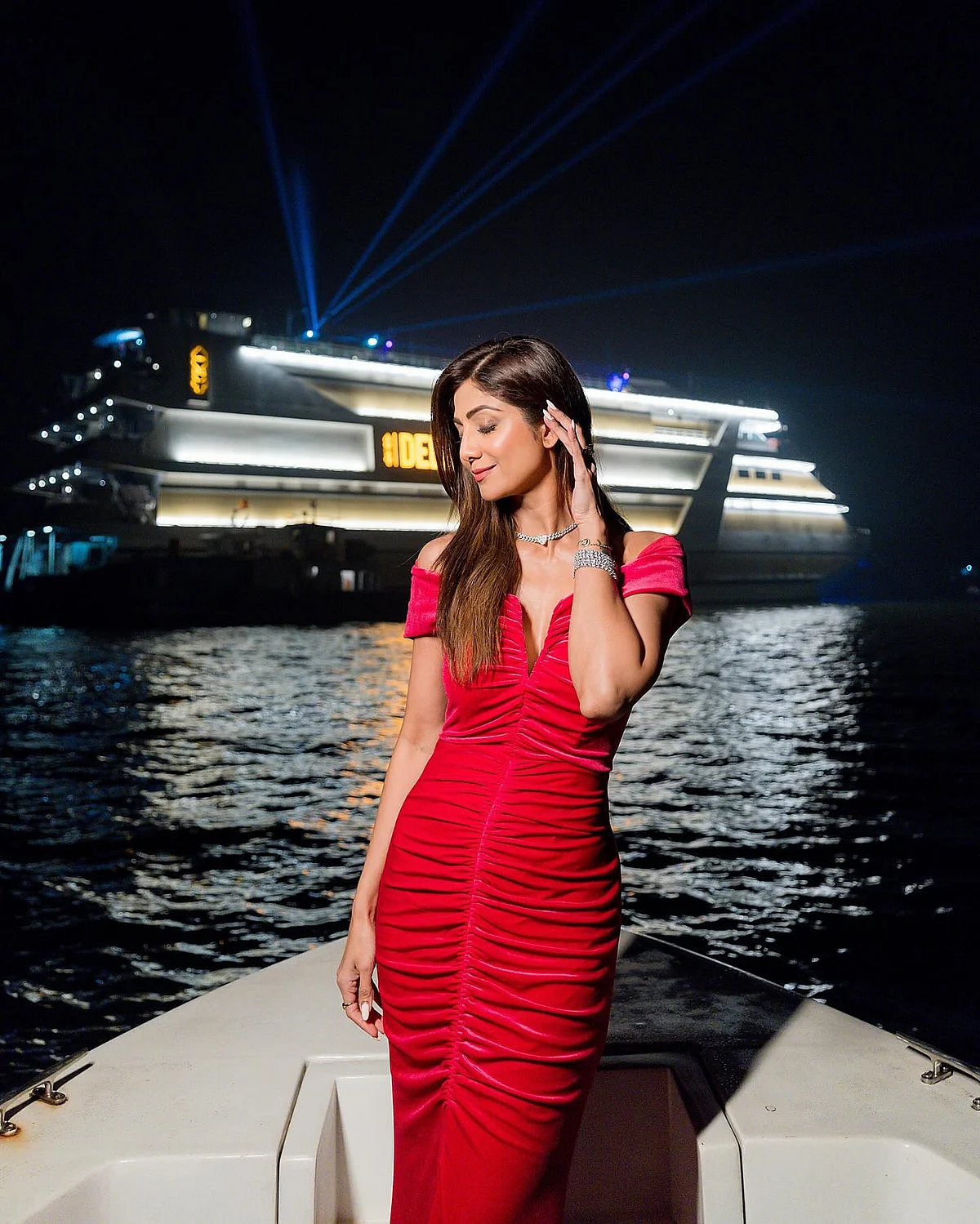 theshilpashetty170782224033017747192227792561904097264