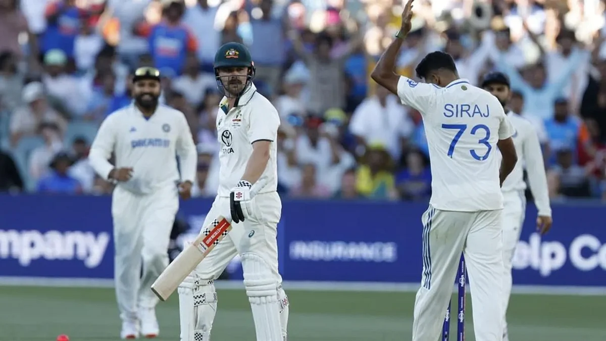 Mohammed Siraj right gestures at Travis Head aft17336742539381733674264955