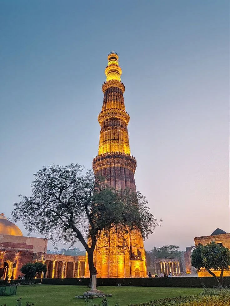 Delhi Nights