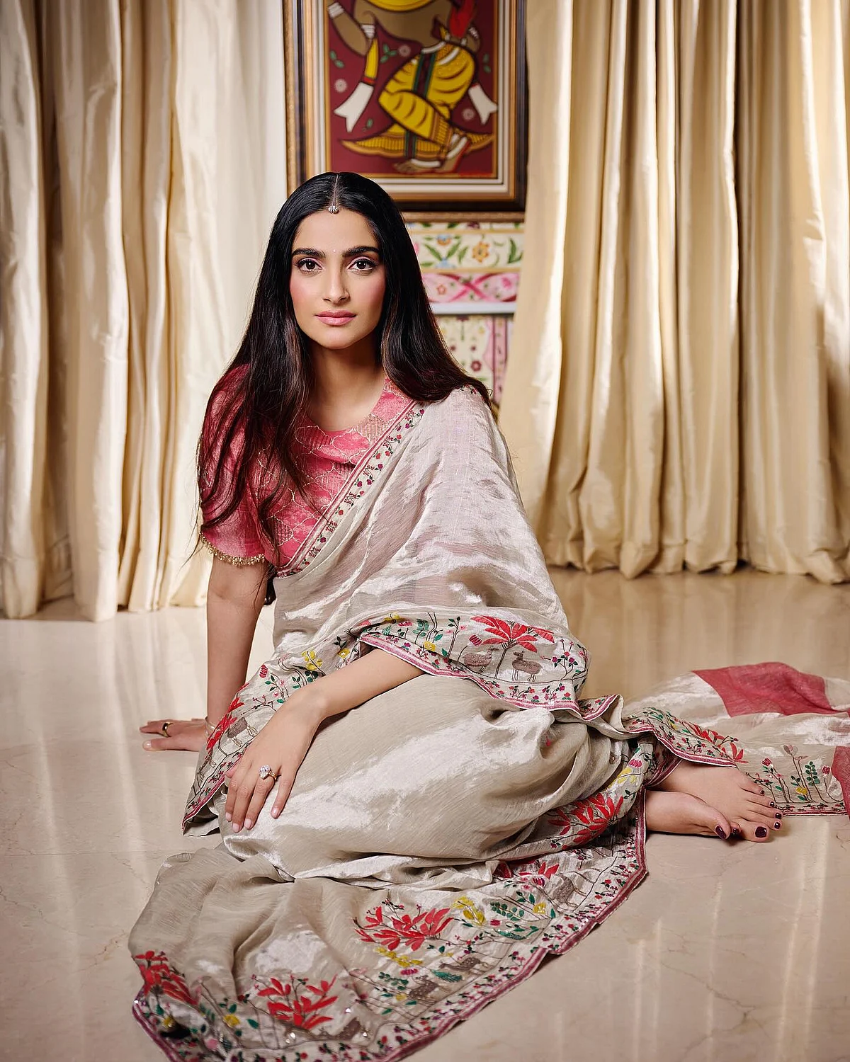 sonamkapoor1698904498322696727599784072554089228 2