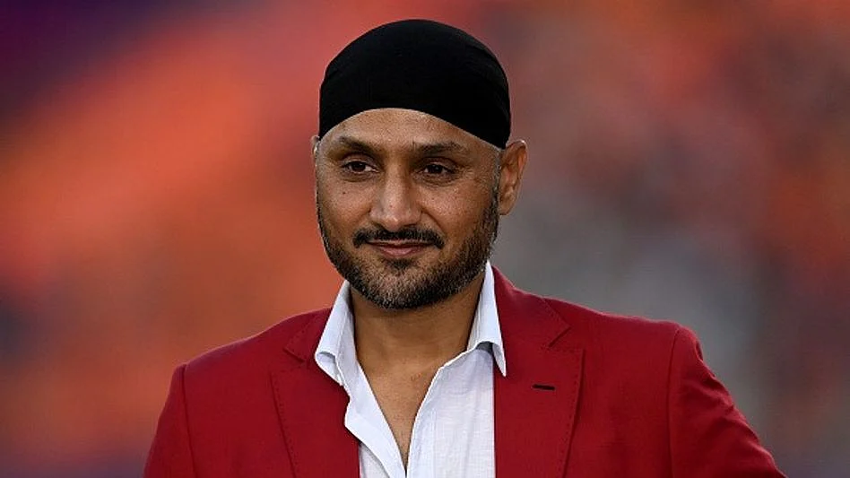674dda936cae1 harbhajan singh 02041839