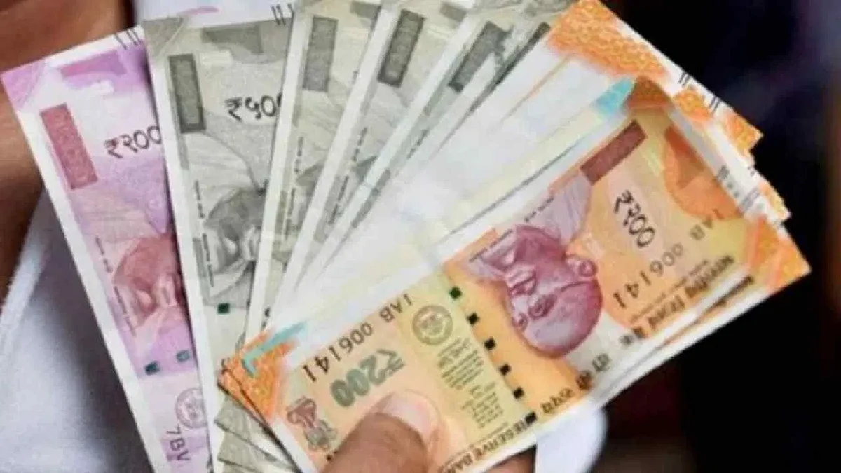 Rupee3 1