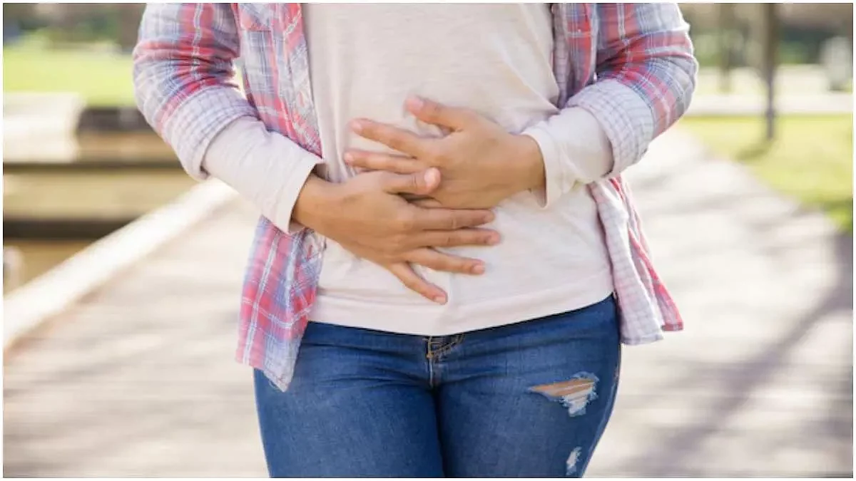 01122022 bloated stomach ayurveda23239044