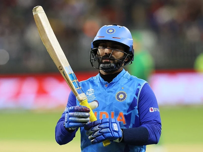 u05j9b08dinesh karthik