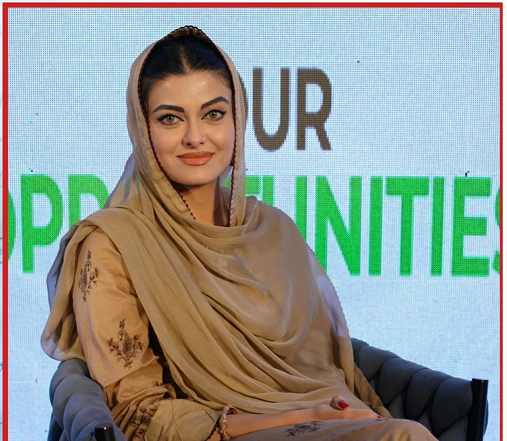 kanwalcheema19 1723121509 3430114289718459333 47042742602