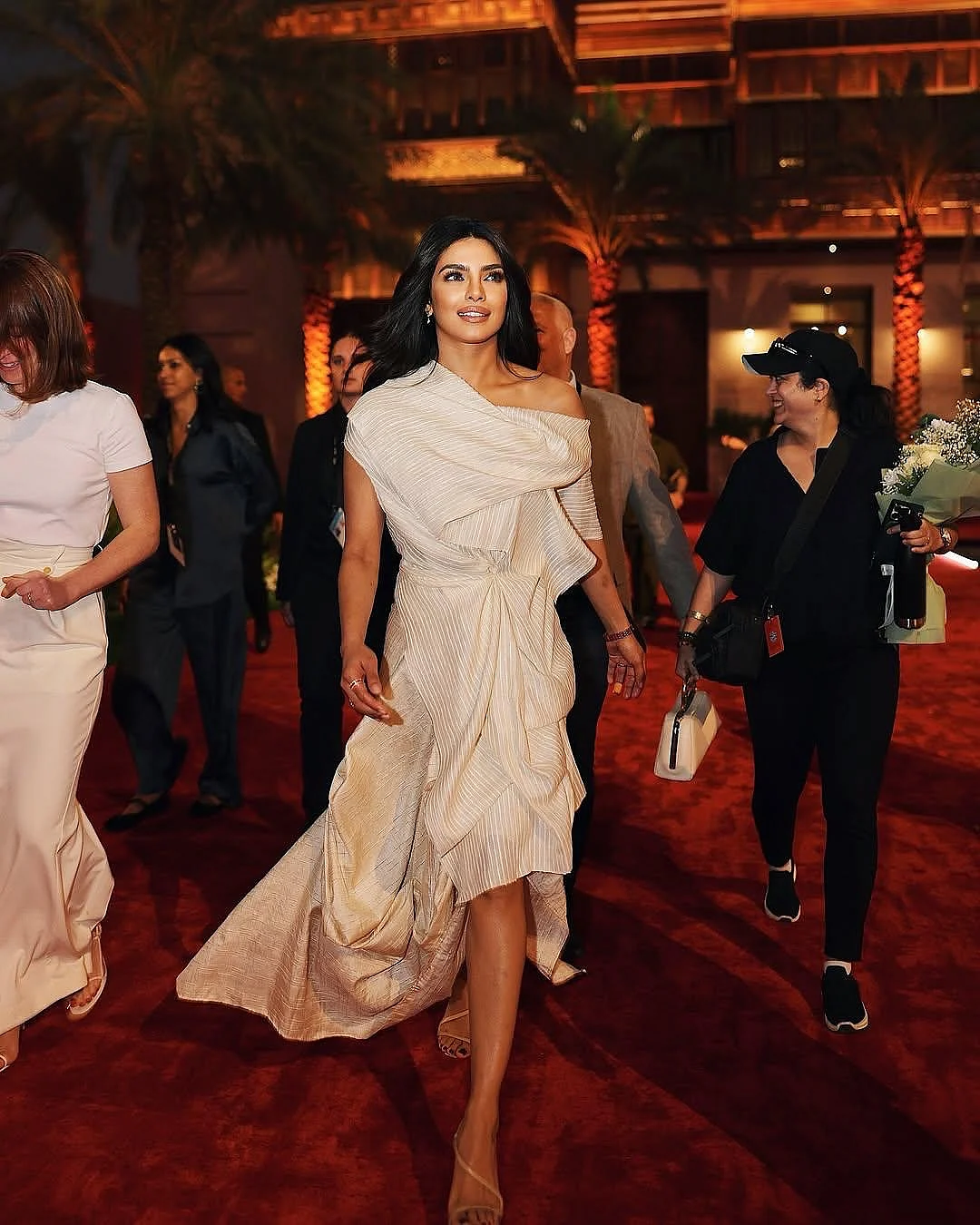 priyankachopra17340103633521456622234003700178537482