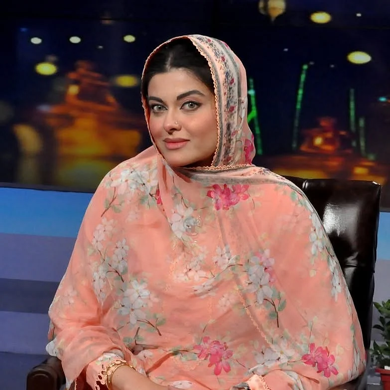 kanwalcheema191712246667333888950795873340547042742602