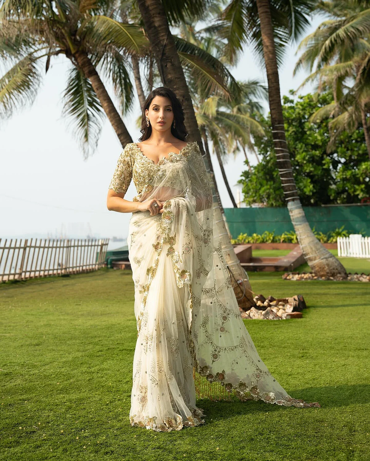 norafatehi17340617483521887664914238376528977978