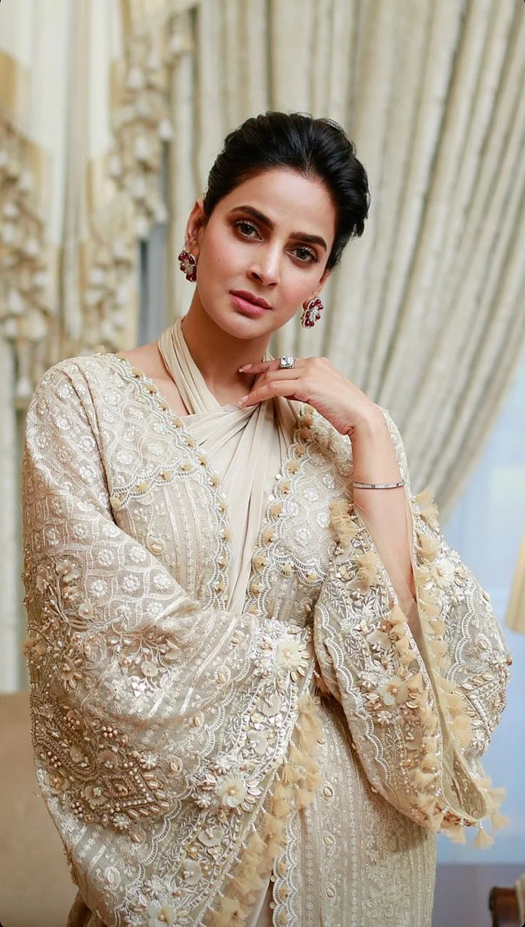 saba qamar