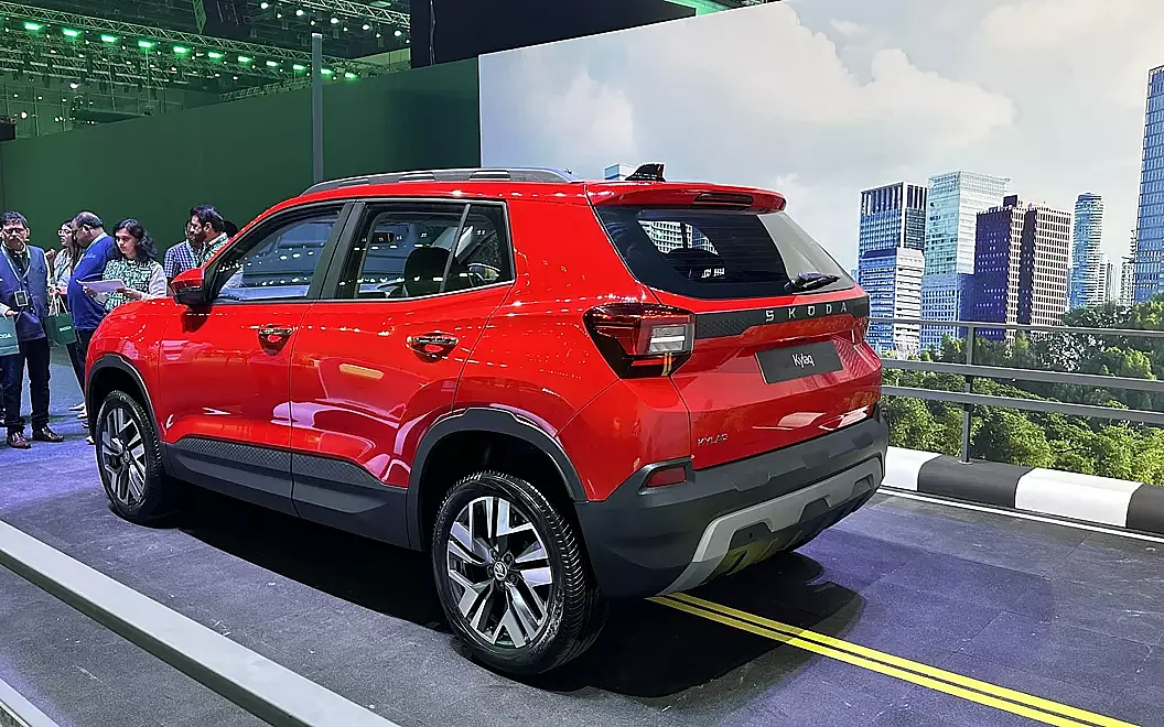 skoda kylaq left rear three quarter2