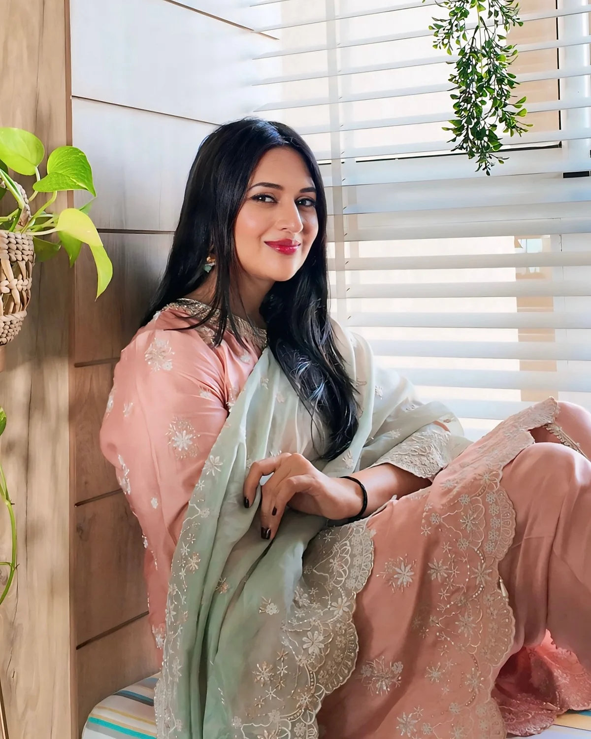 divyankatripathidahiya17259429223453782016711441862352713906