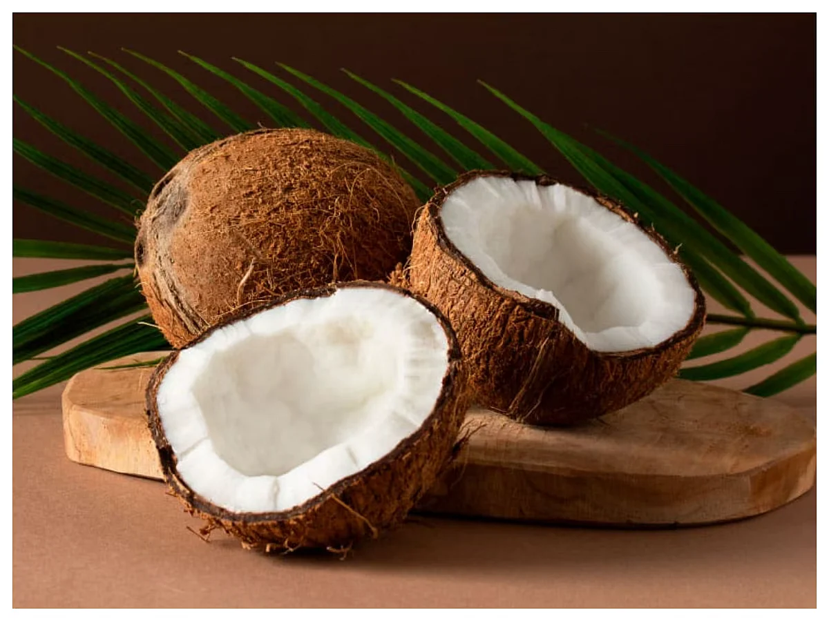 3269263 coconut benefits in hindi