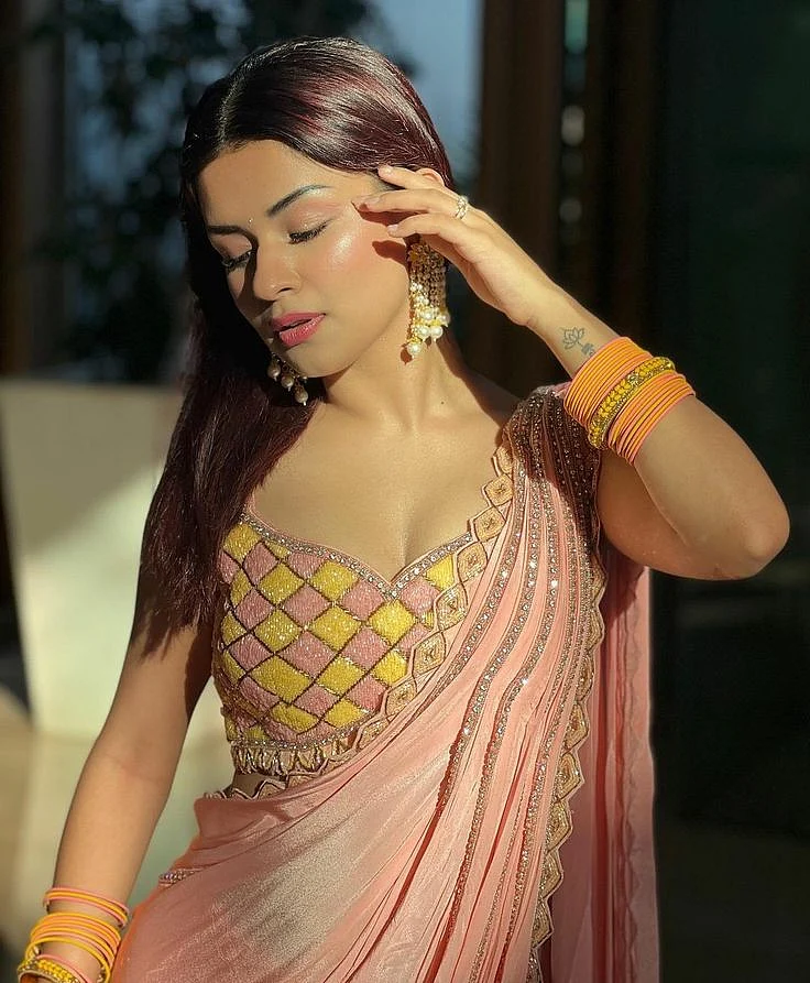 avneet kaur
