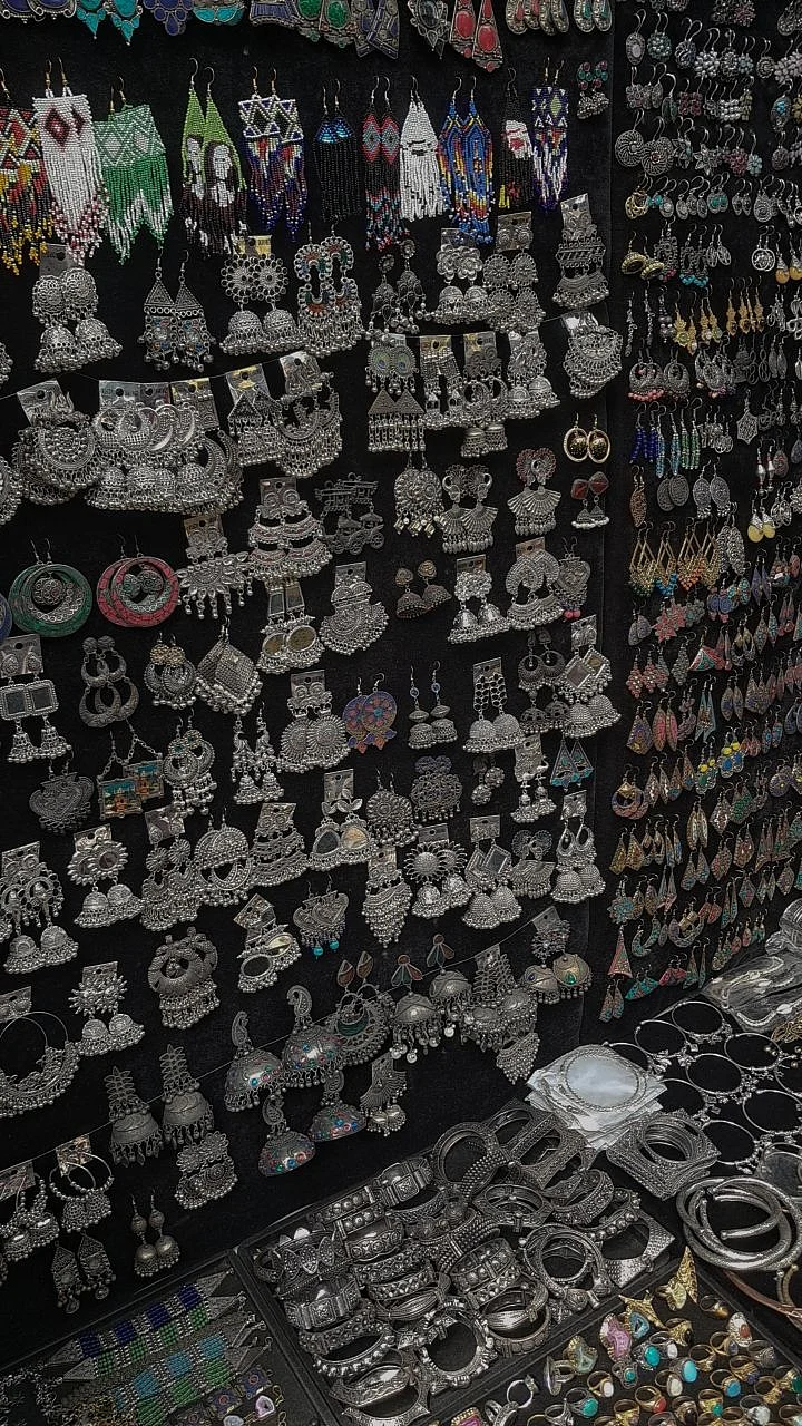 jhumke