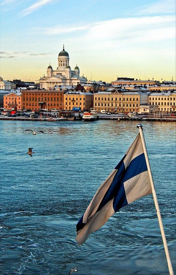 All Things Finnish — Helsinki photo by raidouruz flickr