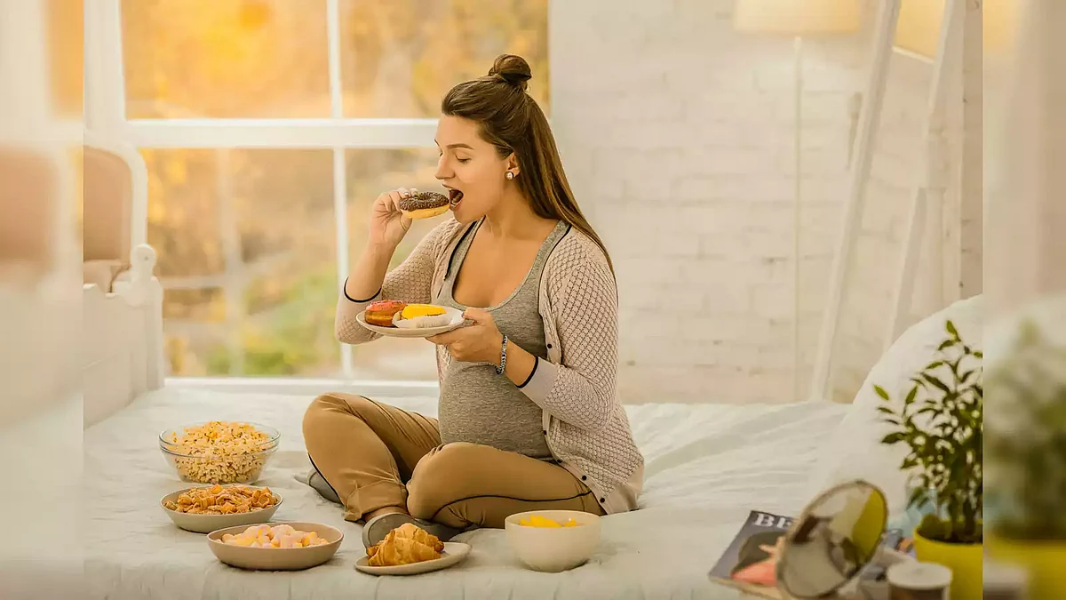 when do food cravings start in pregnancy 75602889