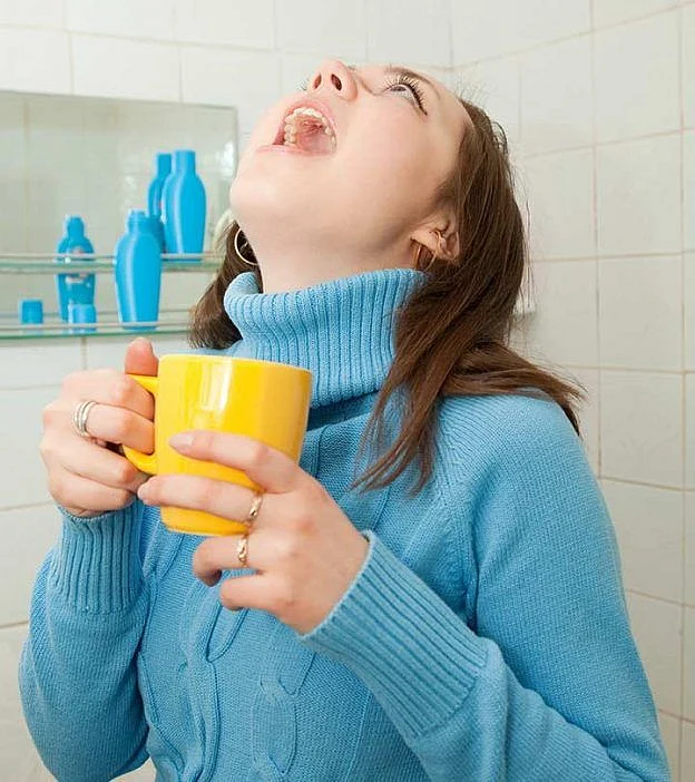 14 Uses Of Salt Water Gargling For Sore Throat Cough More 1