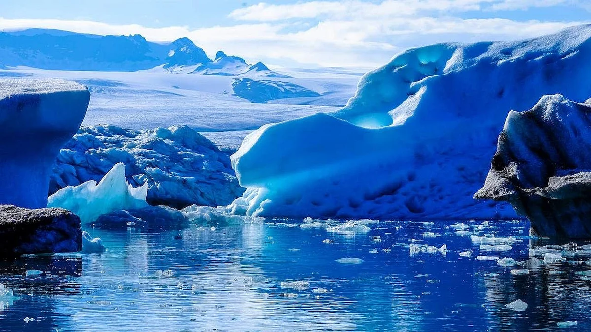 antarctica glacier 3