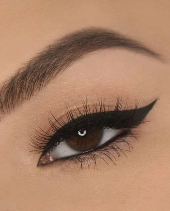 Kajal Eyeliner Cleopatra Liquid Eyeliner White Clarifier
