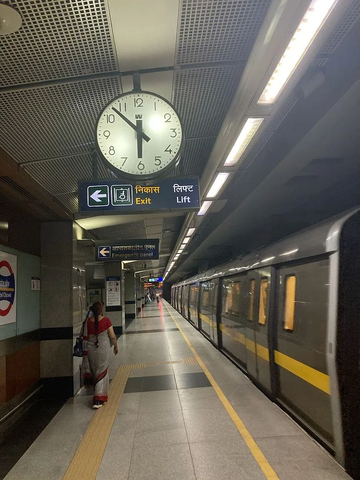 Delhi metro