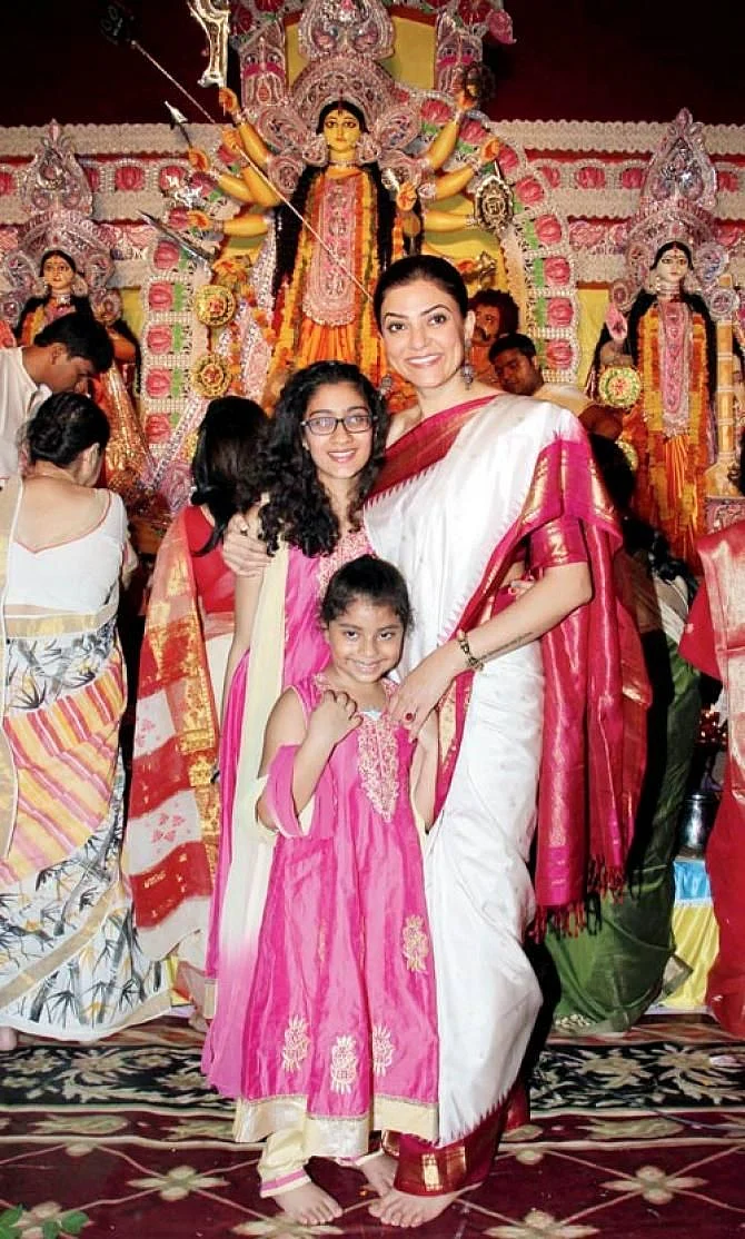 Sushmita Sen Gives The Cutest Birthday Gift To Her Younger Daughter Alisah