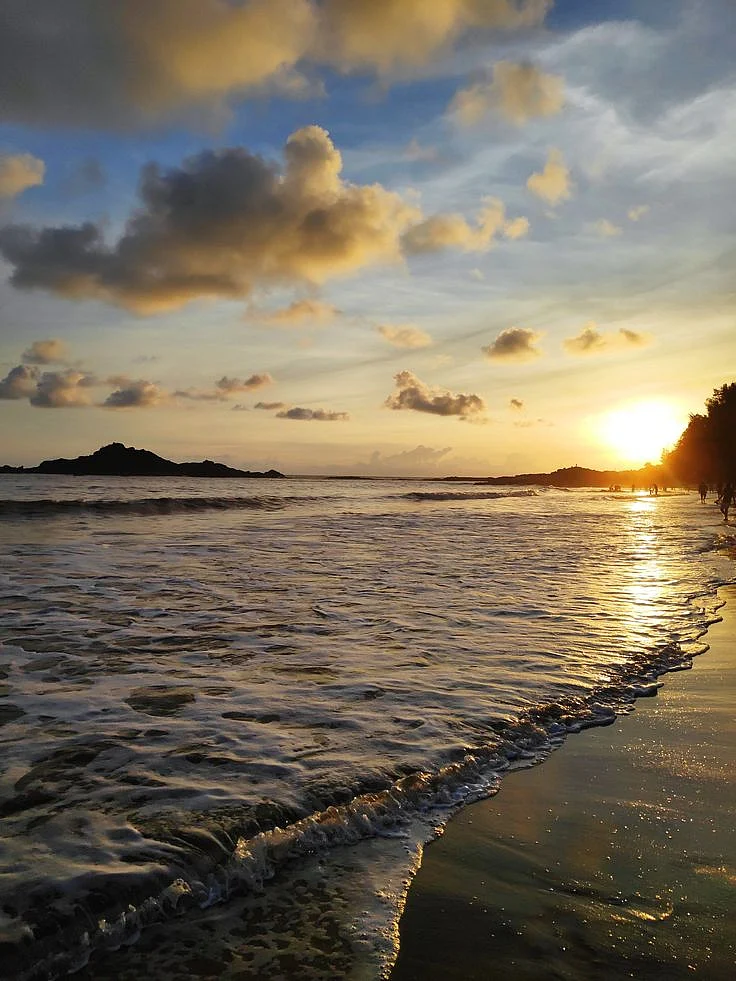Om Beach Best Sunset Points In Gokarna