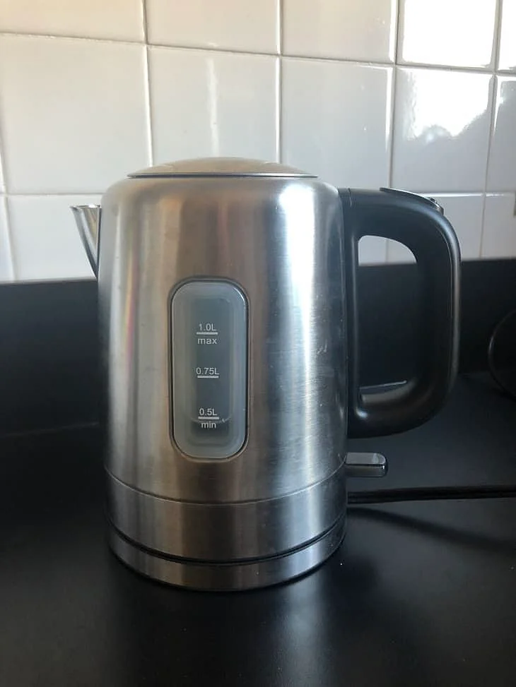 electric kettle